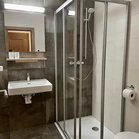 Haus Hoelzlbauer 1 شقة *